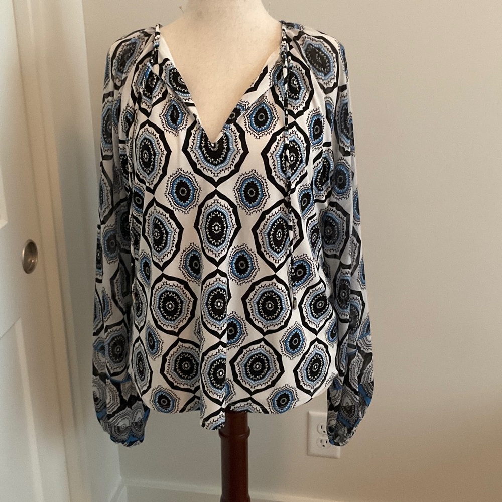 White House Black Market Blue and Black Geometric Blouse